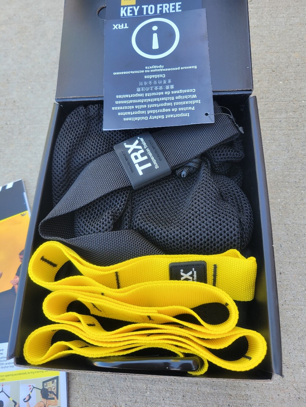 TRX All In One Basic Kit Suspension Trainer Black/Yellow New - Picture 3 of 8